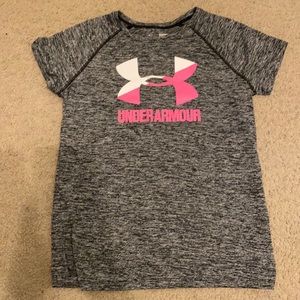 gray under armour shirt, youth large